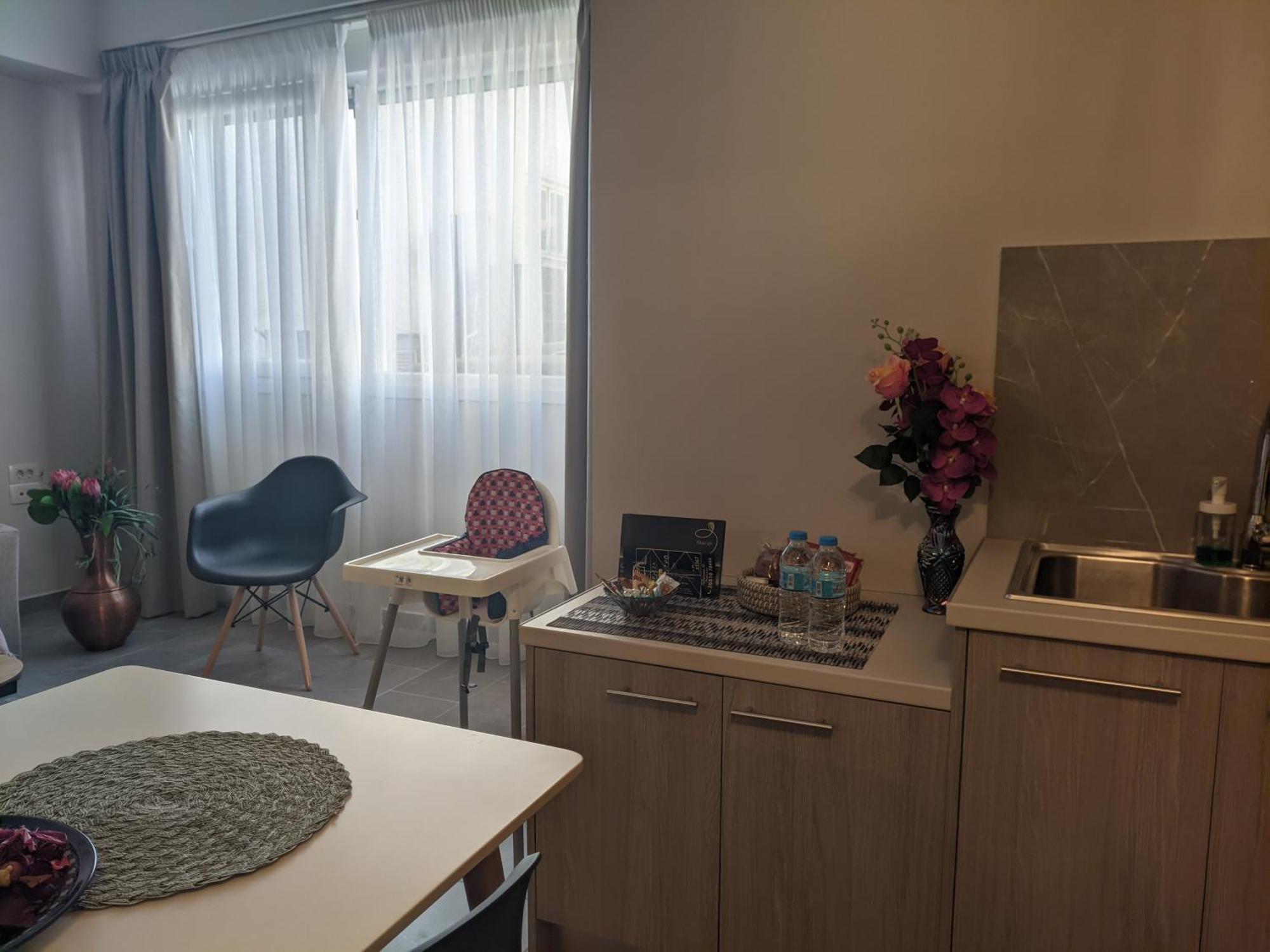 Aristo Central Apartments Ioannina Exterior photo